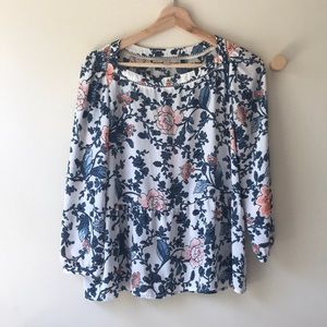 *2 for $25 | Loft | Peplum floral blouse top | Petite Medium